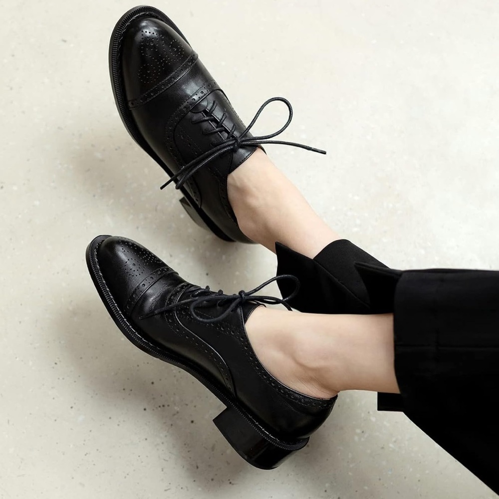 Womens Oxford classic lace-up black vintage leather shoes